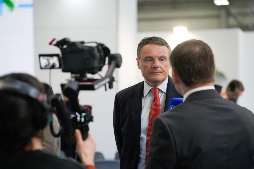 PAT2905-2025-04-11T19_19_49.684-1-scaled