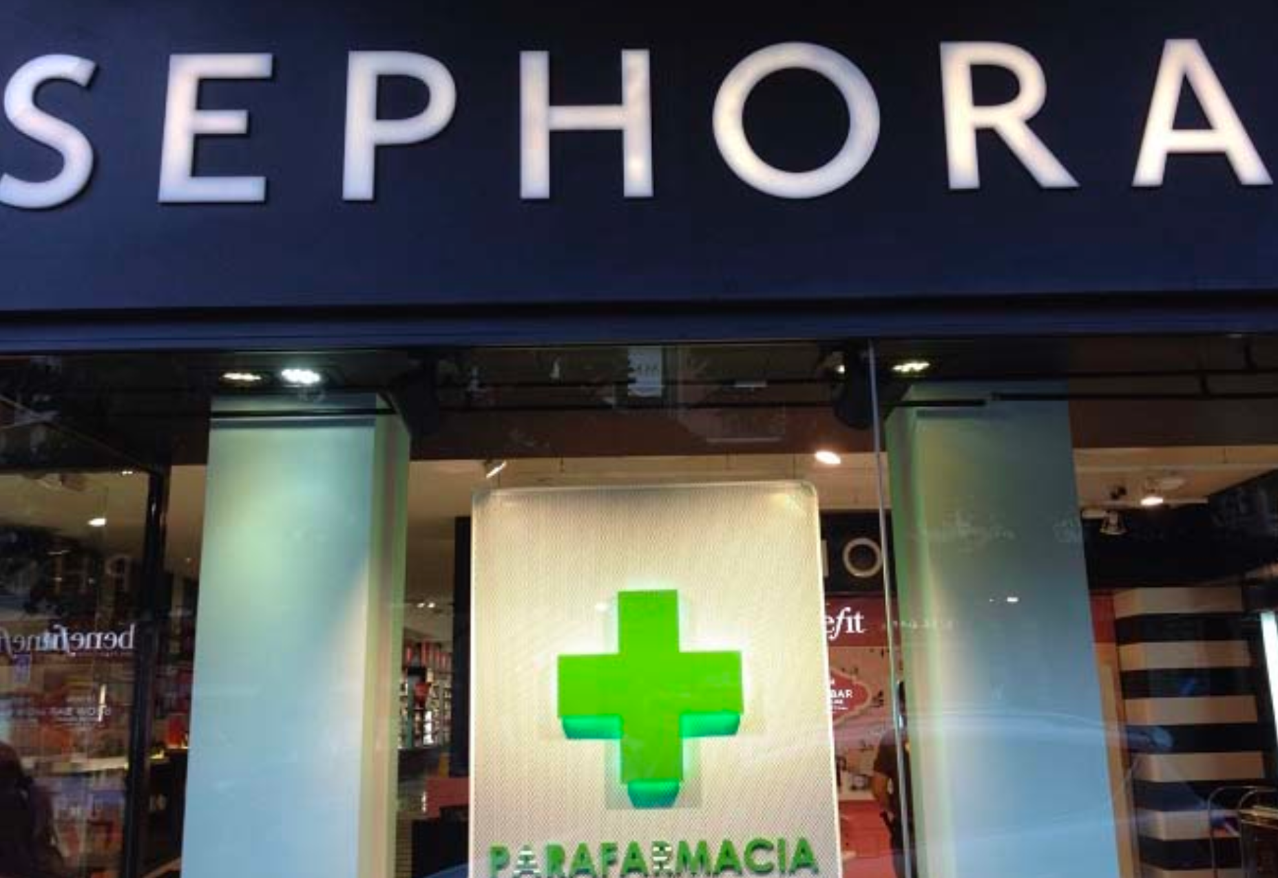 Ibridazione tra profumeria e parafarmacia