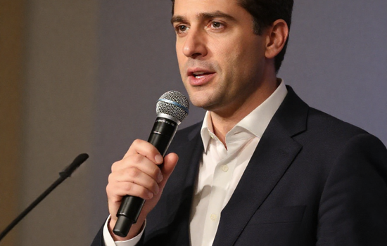 Cosmofarma Exhibition 2025 BolognaFiere 11-13 aprile Ospiti ed eventi per migliorare la “Perfomance” della farmacia Paolo Borzacchiello alla Business Conference, il filosofo Stefano Moriggi al Cosmetic Summit, la crescita della Nutraceutica, l’opportunità del Beauty Bar e la farmacia come hub vaccinale